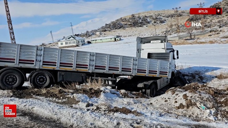 bitliste direksiyon hakimiyeti kaybedilen tir yoldan cikti bCmqqvBB