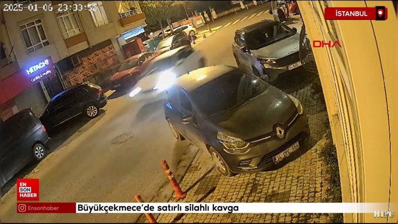 buyukcekmecede satirli silahli kavga supheliler kacti polis kovaladi K8I1mP52