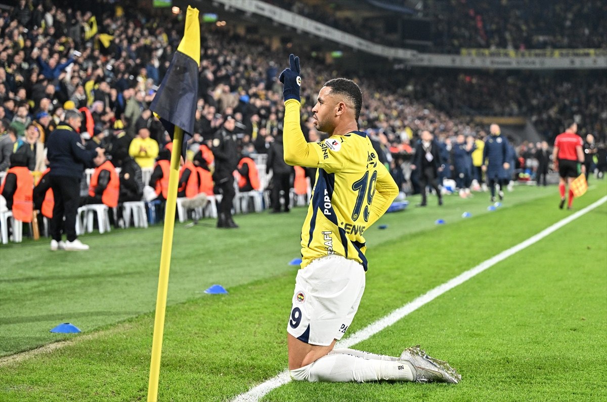 fenerbahce sahasinda art arda 5 macini kazandi 1