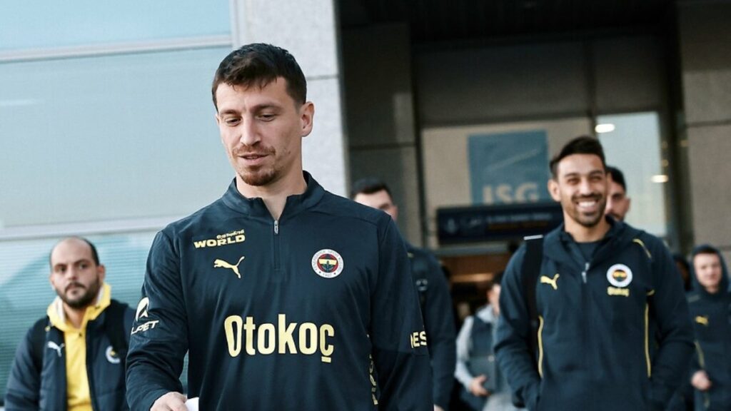 fenerbahcede mert hakan yandas gorev bekliyor DAwI7v9U