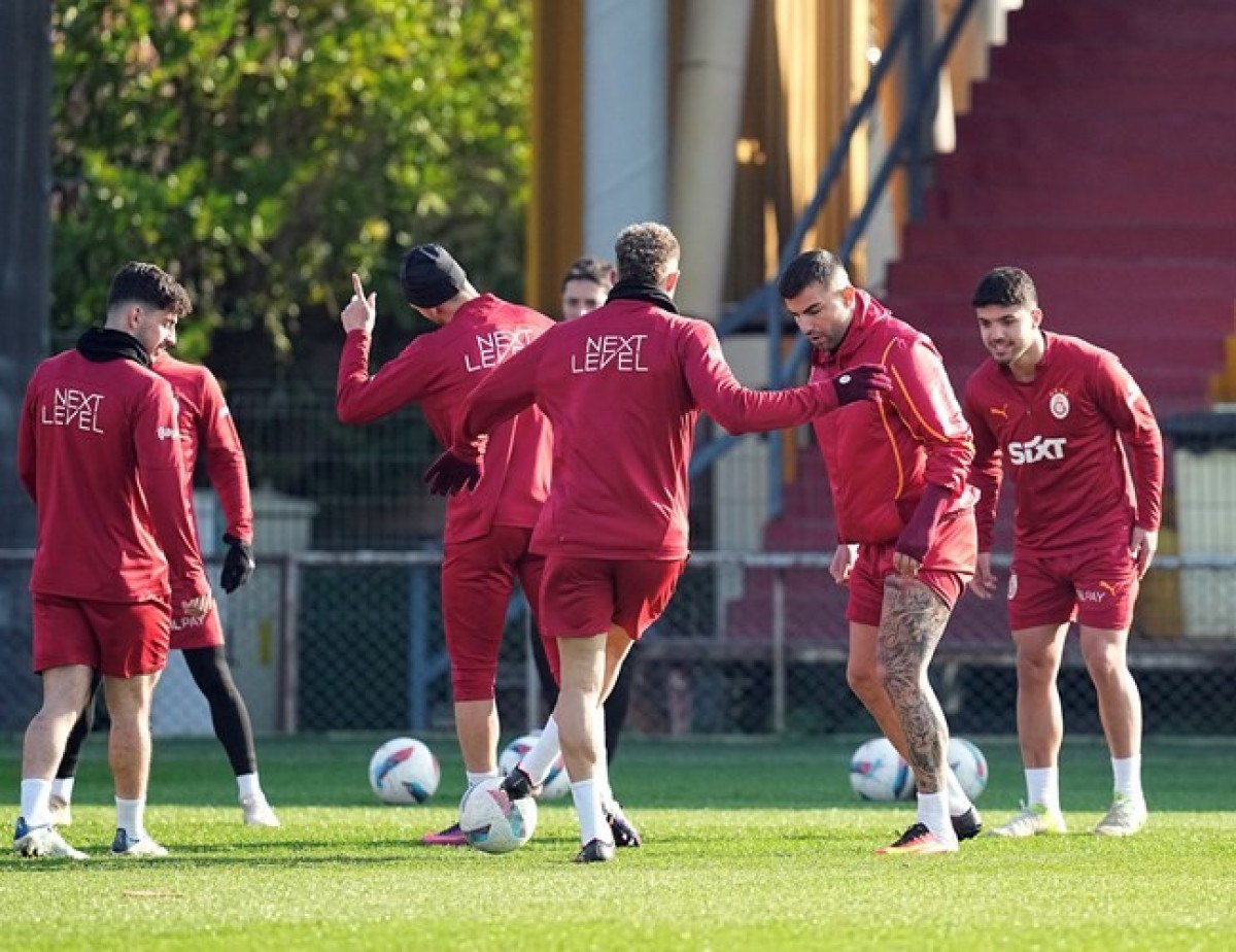 galatasaray basaksehir macinin hazirliklarini surdurdu 0 QDuJsYBe