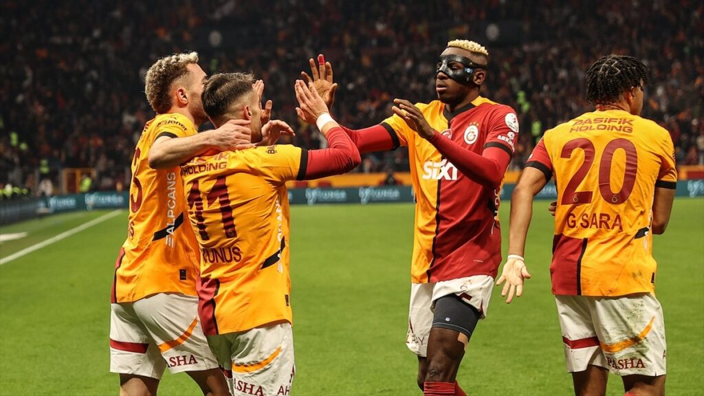 galatasaray basaksehir macinin ilk 11leri LvGSJQJh