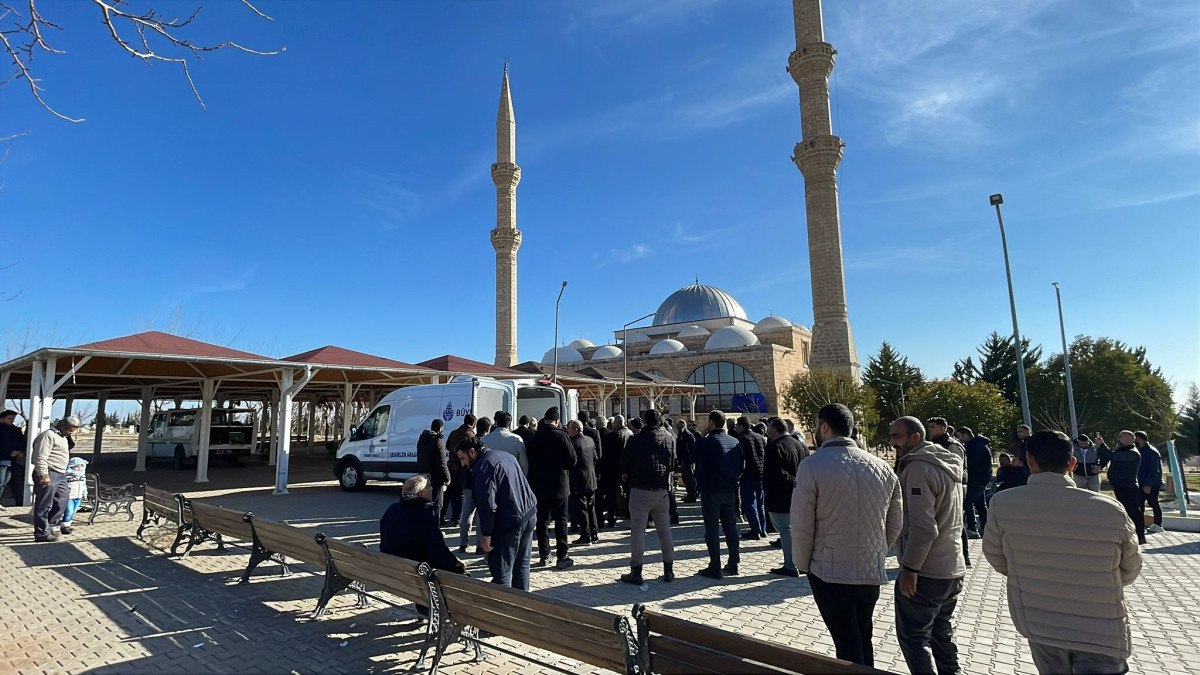 istanbulda esi tarafindan oldurulen kadin sanliurfada topraga verildi 5 43NLvdEV