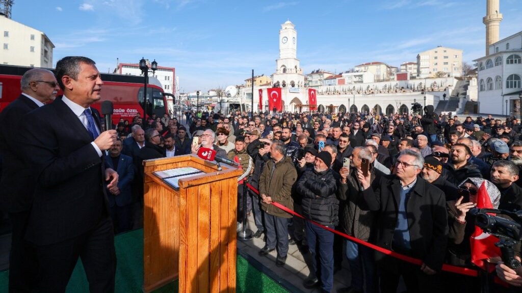 ozgur ozel konyada arabasi corbasi uzerinden enflasyon hesabi yapti dSHtRbU5