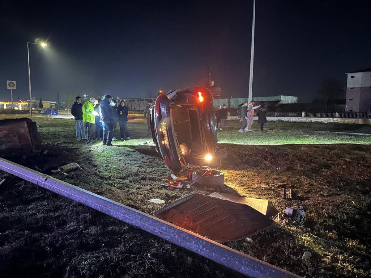 tekirdagda trafik kazasi emniyet kemeri hayat kurtardi 0 NU81GQey