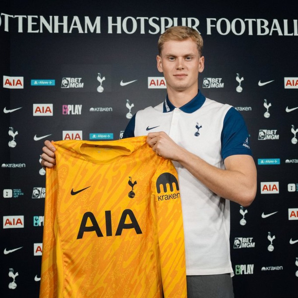 tottenham slavia pragdan antonin kinskyyi transfer etti 0 hqFZjkdU