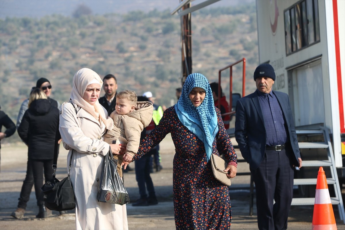 ulkesine donen suriyeli turkiyeye cok saygi duyuyoruz 10 HC8XCSKi