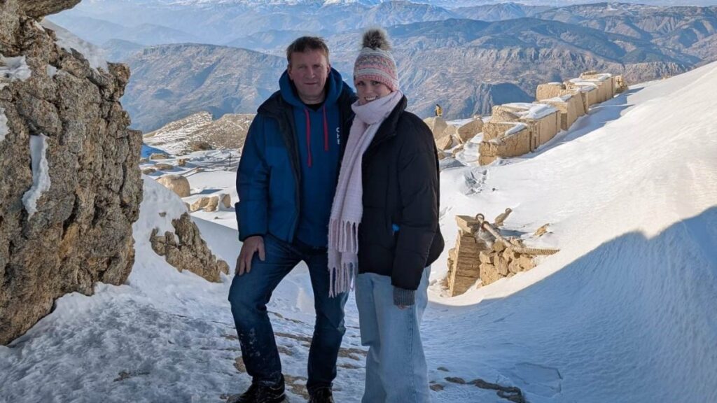 adiyamanda nemrut kisin yabanci turistlerin ilgisini cekiyor h1WtHtj8