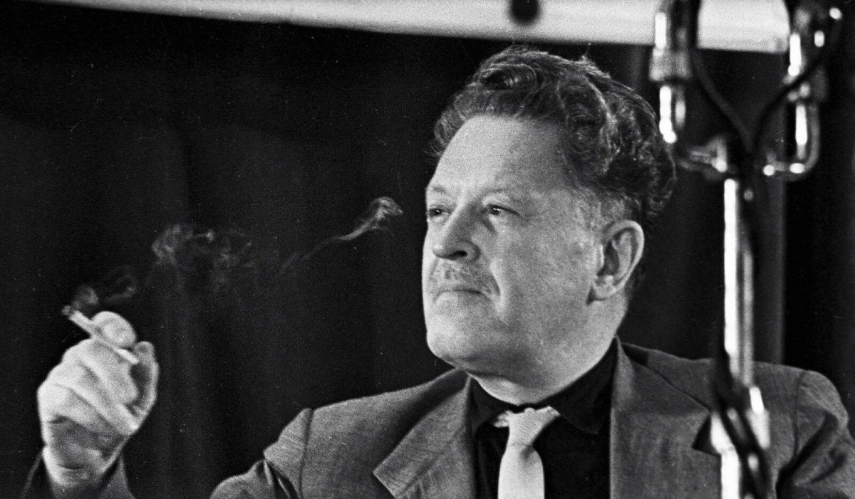 baris odulunun sahibi unutulmaz dizlerin yazari nazim hikmet 123 yasinda kutlu olsun 1 piYPPZUY