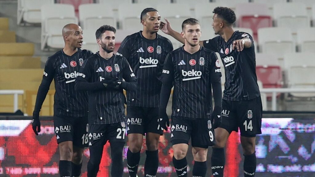 besiktas bodrum fk macinin ilk 11leri Be8edC7k