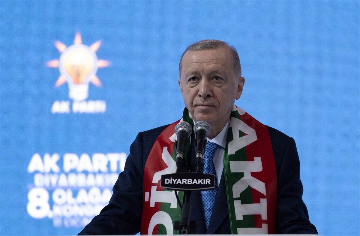 cumhurbaskani erdogan ekonomik sikintilari yilin ikinci yarisindan itibaren geride birakmaya baslayacagiz 0 gpzHiksR