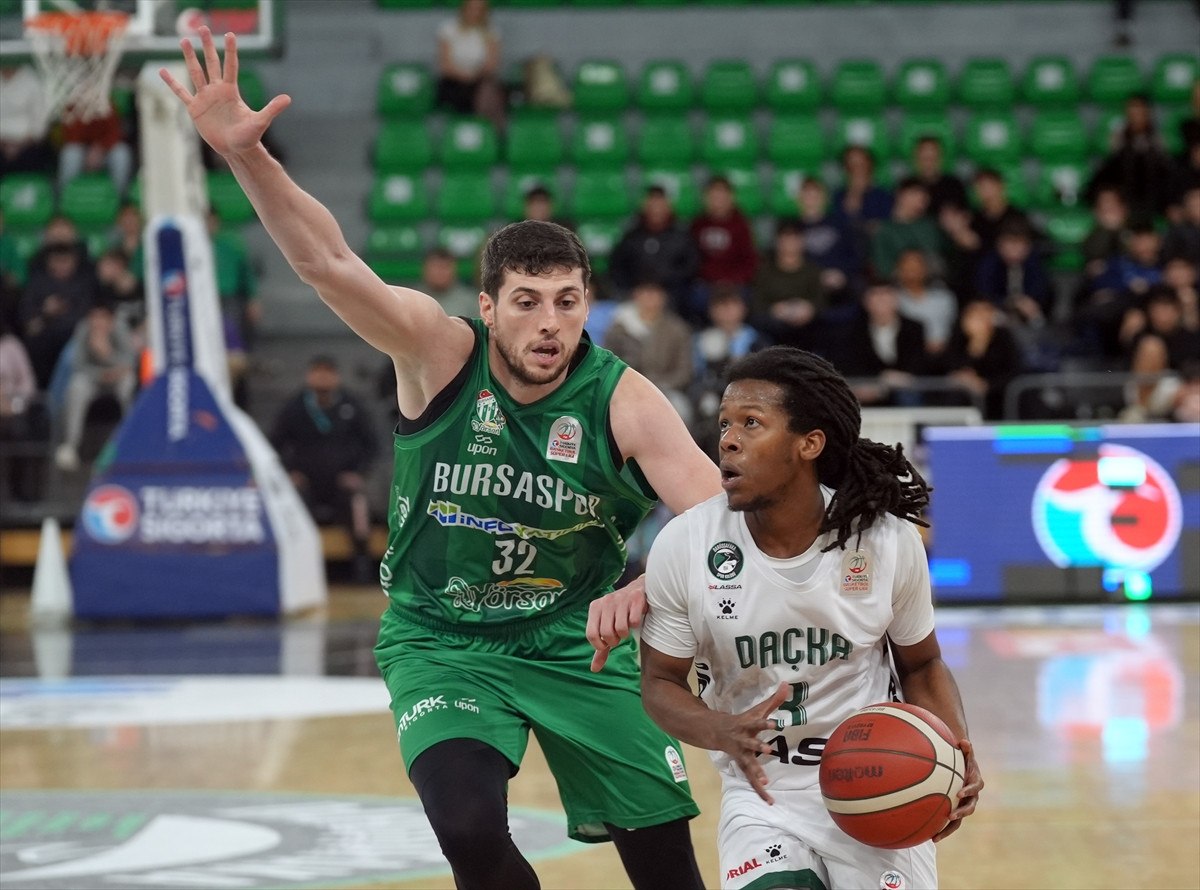 darussafaka bursasporu maglup etti 2 3YMSaMI5