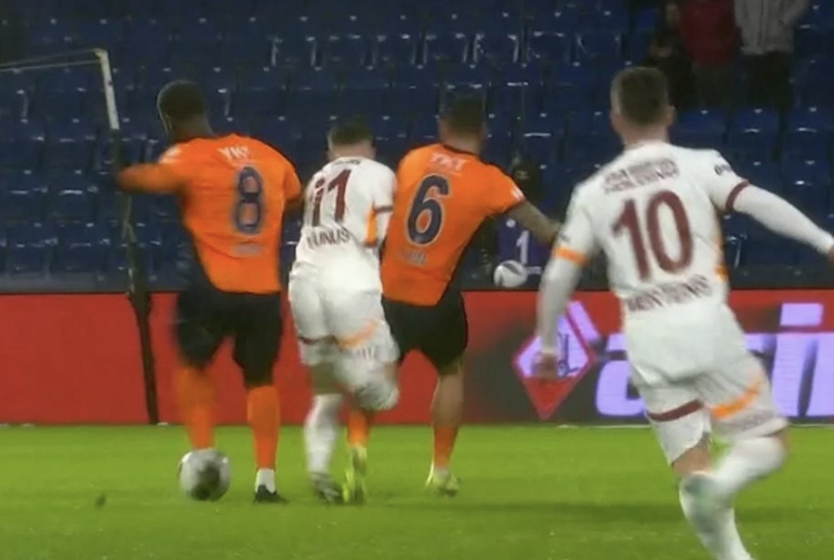 eski hakemlerden basaksehir galatasaray maci yorumlari 2 mLsiW9L7