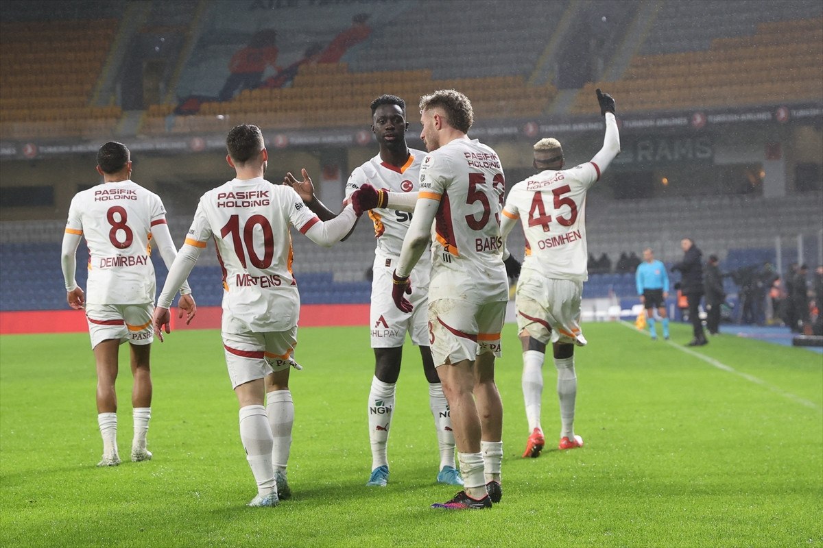 galatasaray dis sahada art arda 17 macini kazandi 0 q3AafgIA