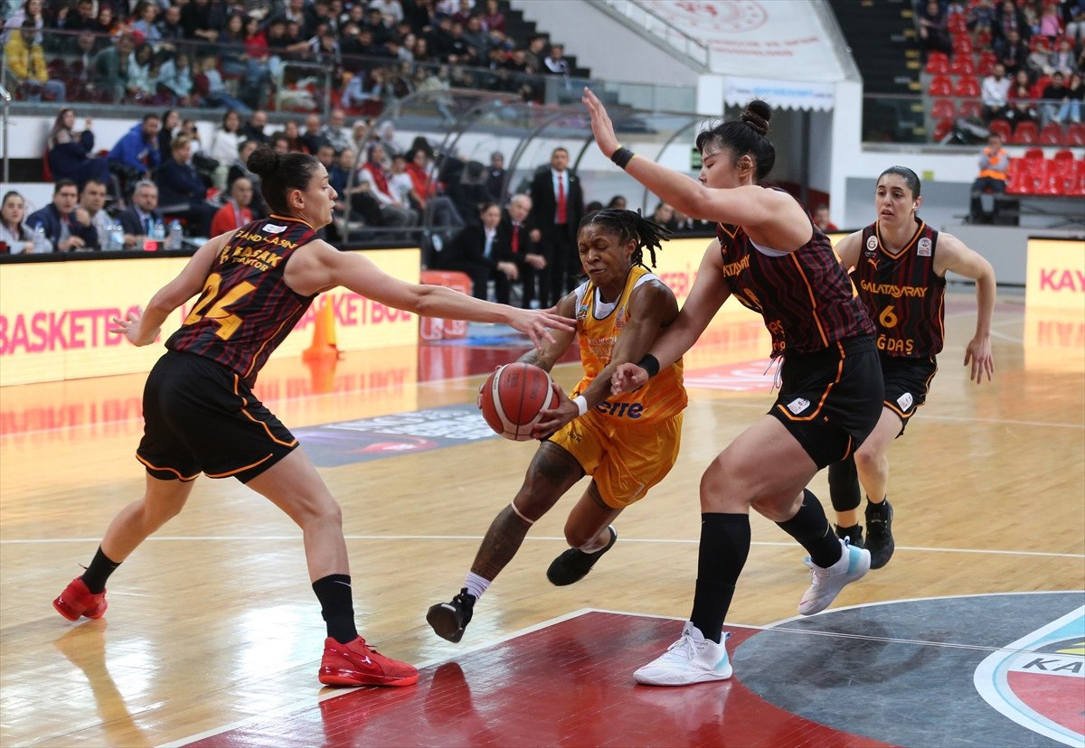 Galatasaray, Melikgazi Kayseri Basketbol karşısında galip geldi 2 galatasaray melikgazi kayseri basketbol karsisinda galip geldi 1 gjWzS84D