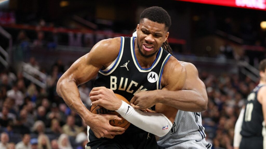 giannis antetokounmpo 41 sayi atti milwaukee bucks kazandi PtbBAGC4