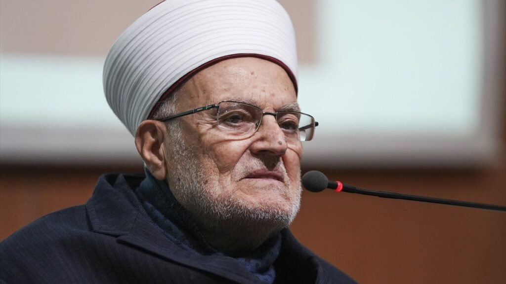 imam hatibi seyh ikrime sabri mescid i aksayi yahudilere teslim etmeyi istiyorlar ae3bQ58t