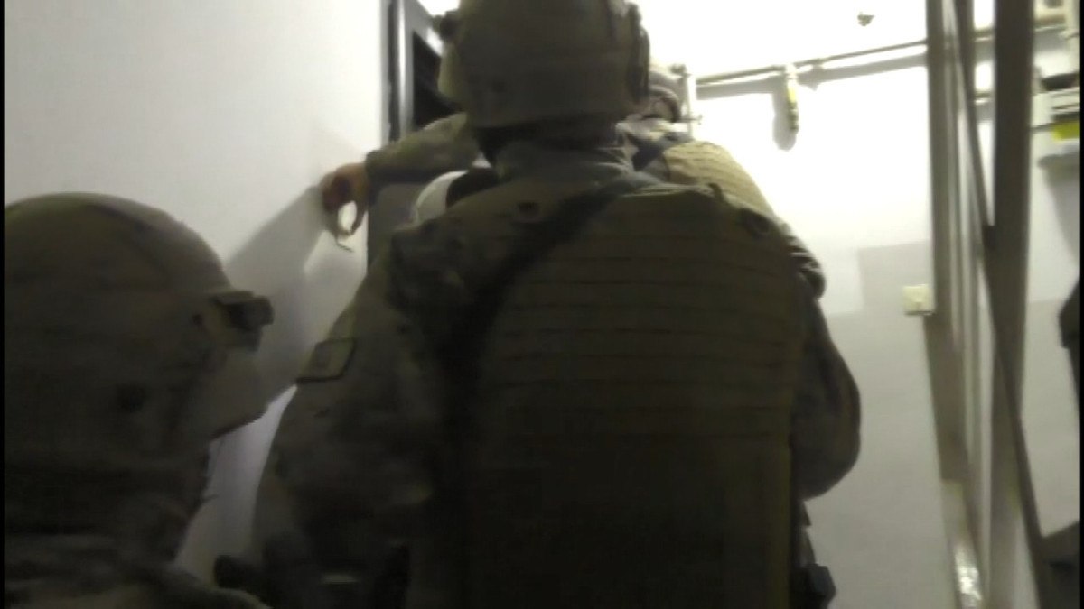 İstanbul'da turistleri hedef alan 21 çete üyesi tutuklandı 1 istanbulda turistleri hedef alan 21 cete uyesi tutuklandi 0 VLDEkVNb