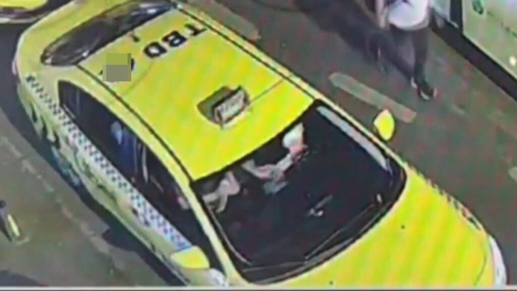 istanbulda turistleri hedef alan 21 cete uyesi tutuklandi jqQNTmiQ