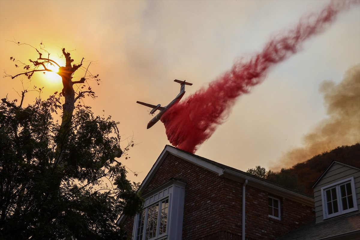 los angeles yangininda evi yanan turk unluler 4 vkQpYMeH