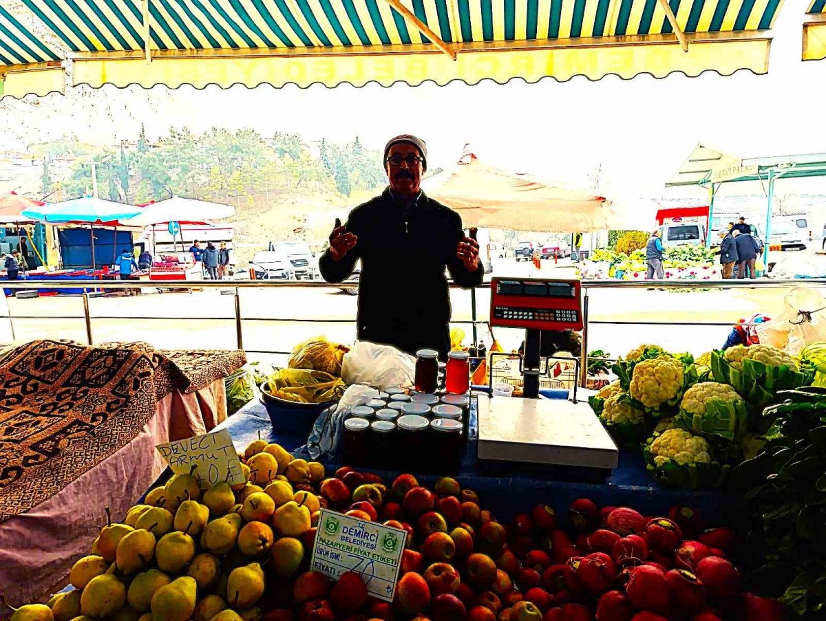 manisada yuz yillardir suren gelenek pazar dualarla aciliyor 2 I7hgzVm9