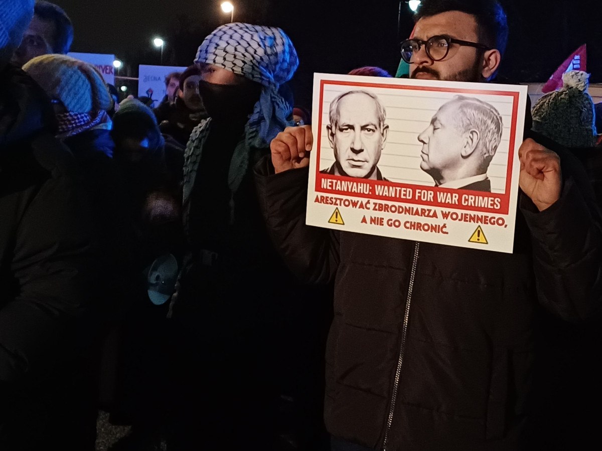 polonyada protesto netanyahuyu tutuklayin 1 3ZdnR4Qe