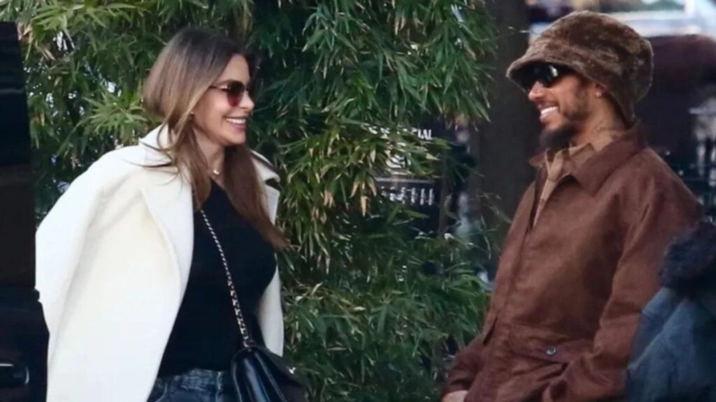 sofia vergara ve lewis hamilton aski yeni asiklar beraber yemek yedi cVdGylYO