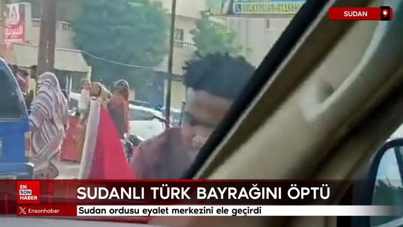 sudan ordusu eyalet merkezini ele gecirdi sudanli turk bayragini optu PBK9CEBZ