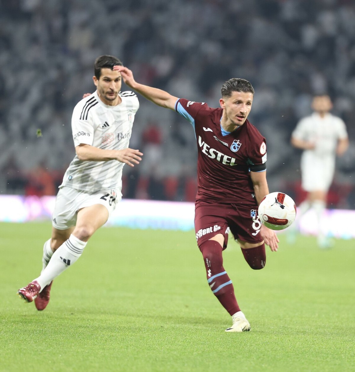 trabzonspor enis bardhiyi gonderdi tazminat odenecek mi 0 f7HOFB3F