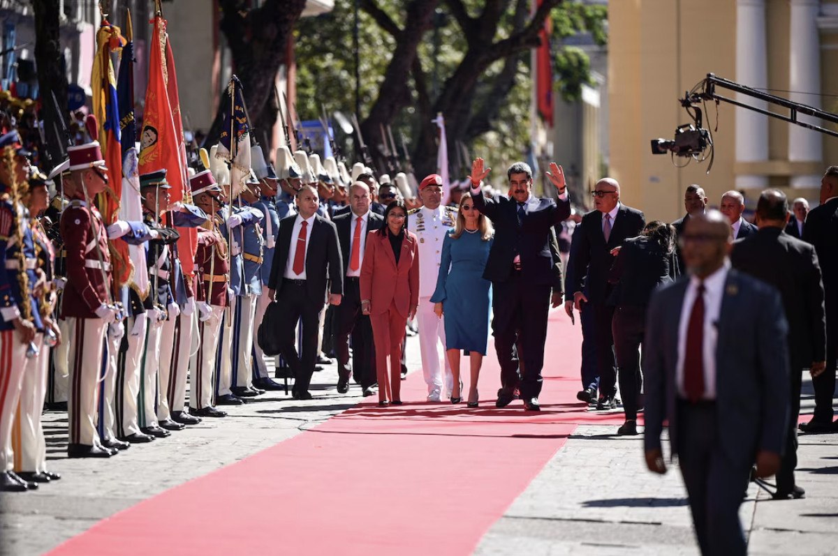 venezuelada maduro devlet baskanligi icin yemin etti 1 aPFM6rk9