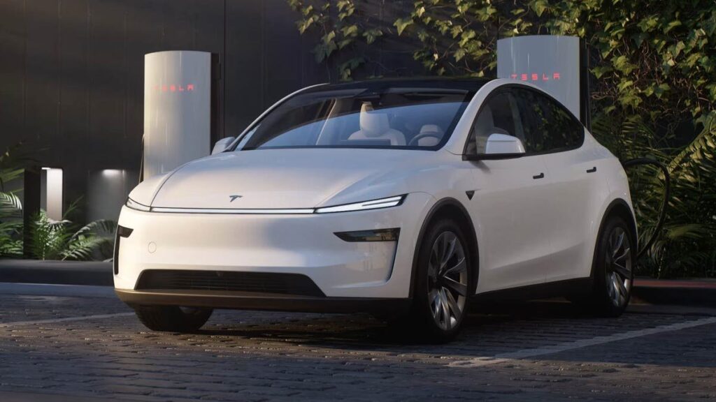 yenilenen tesla model y tanitildi iste one cikan ozellikler fnRKuVMl