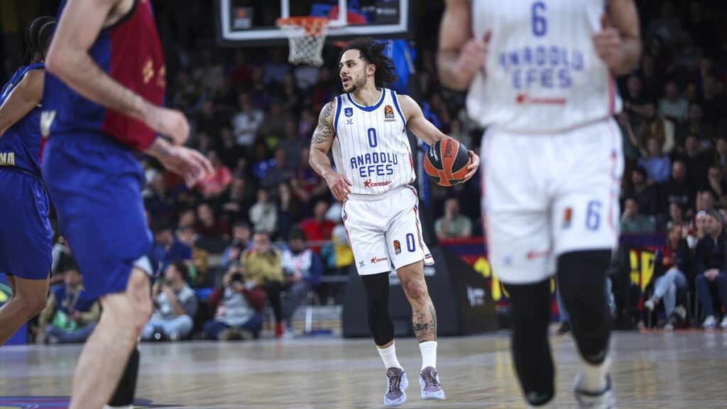 anadolu efes deplasmanda barcelonaya kaybetti Mxul66pd