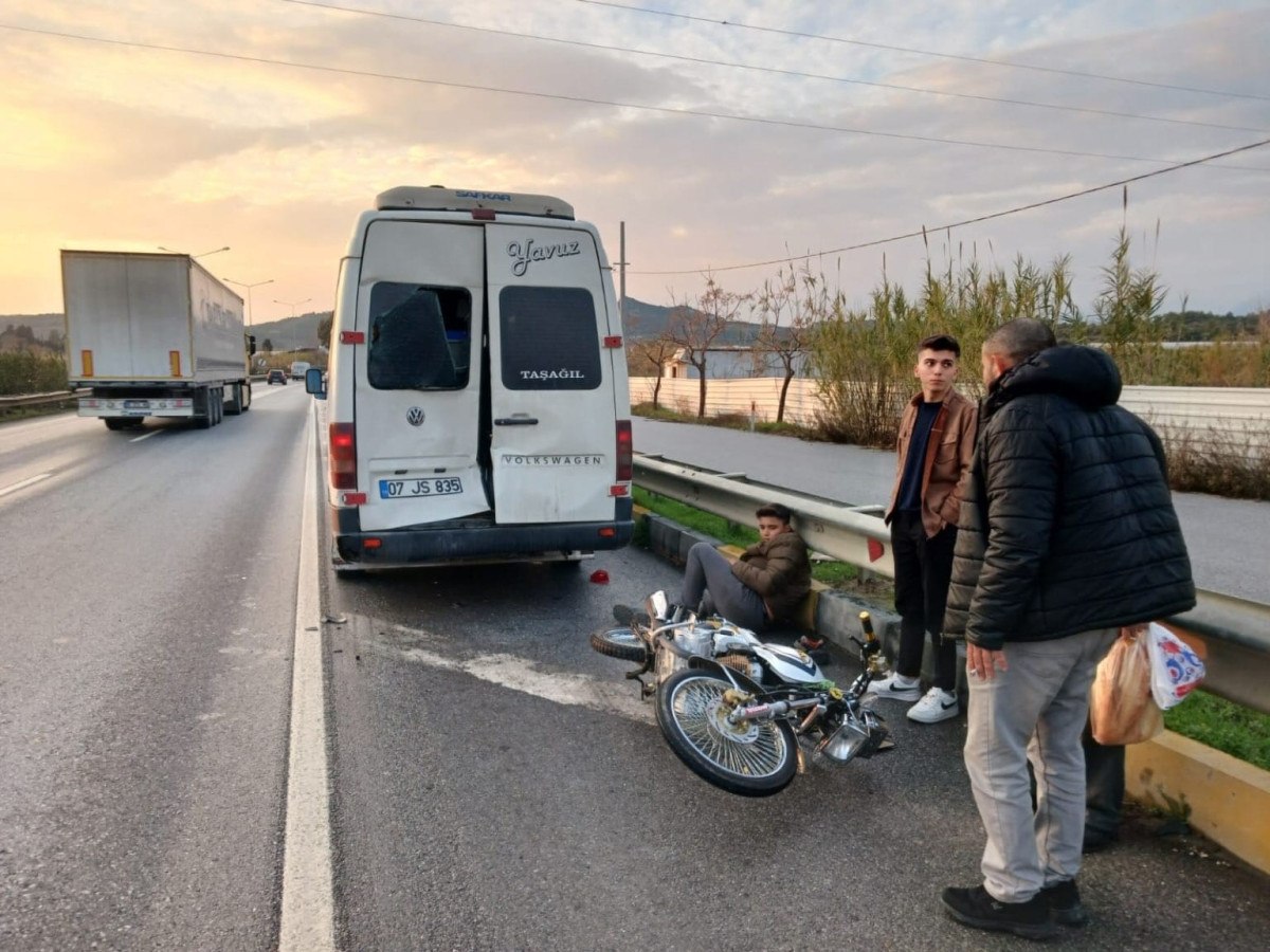 antalyada cocuk surucu kaza gecirdi fatura agir oldu 0 aQCK8iOX