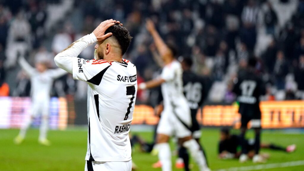 besiktas super ligde son 4 macin 3unde berabere kaldi lmgH6ha6