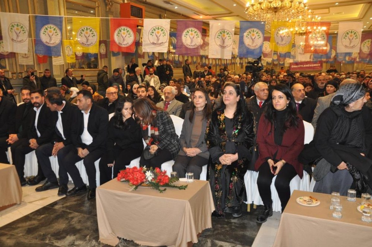 dem parti sureci butun siyasi partilerin sahiplenmesi sarttir 0 k41u9GVc