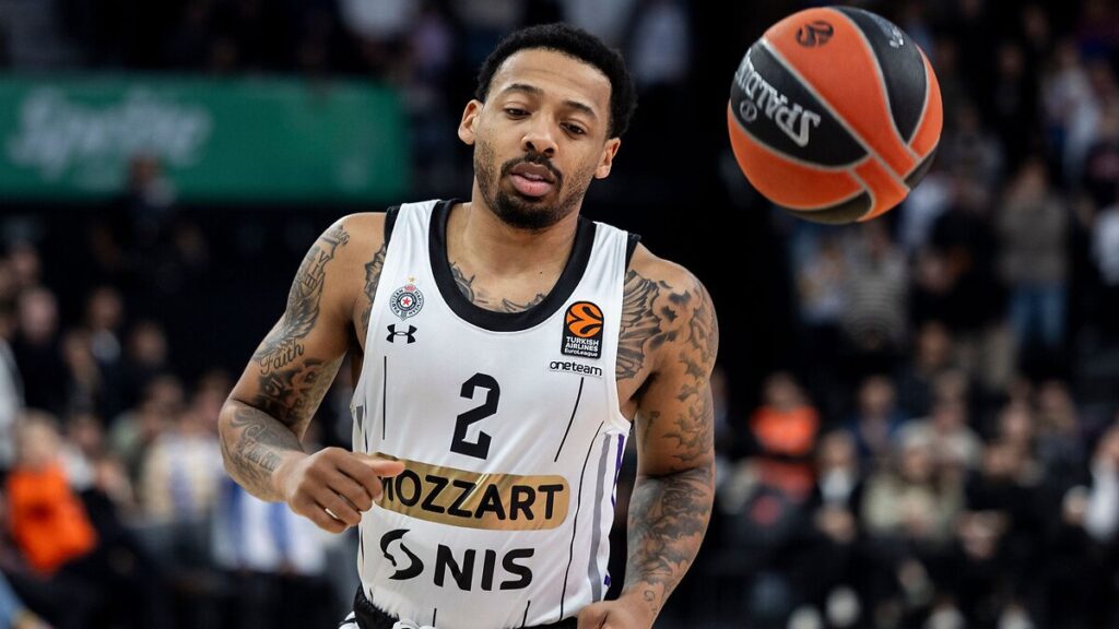 euroleaguede 22 haftanin mvpsi carlik jones oldu 8s6VbGEH