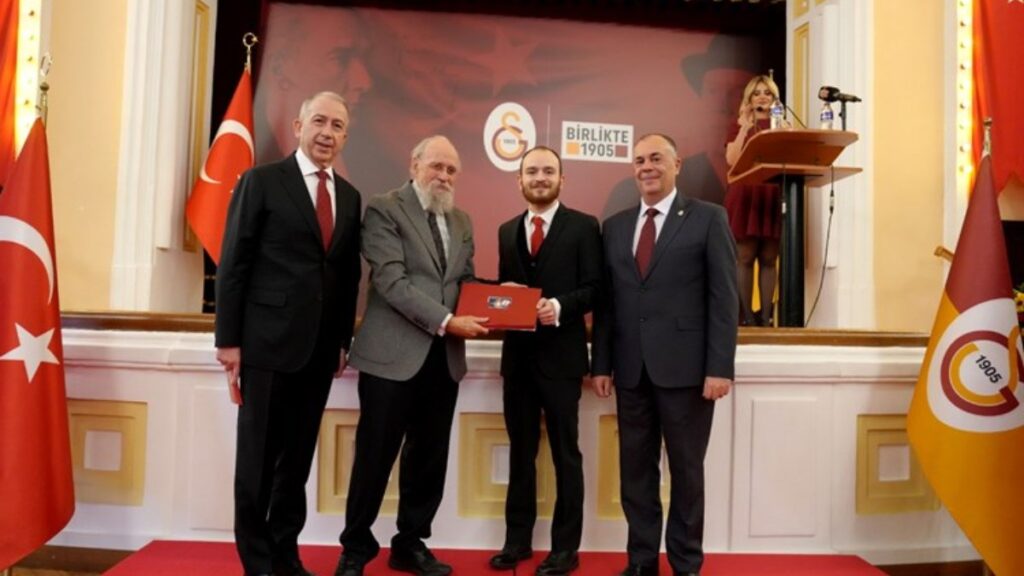 galatasarayda yeni uye berat toreni yapildi vzL6zLmY