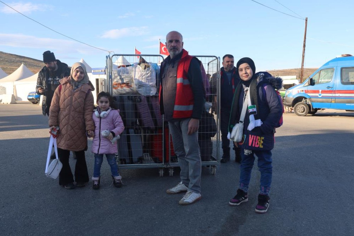 karnelerini alan suriyeli cocuklar aileleriyle birlikte ulkelerine dondu 0 OpbaQwKI