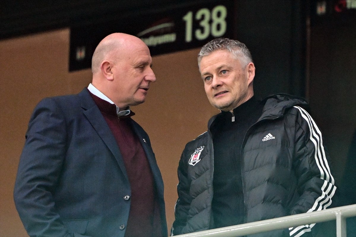 ole gunnar solskjaer besiktas samsunspor macini tribunden takip etti 1 wfHkglN7