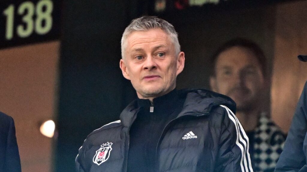 ole gunnar solskjaer besiktas samsunspor macini tribunden takip etti 1AltNwCn