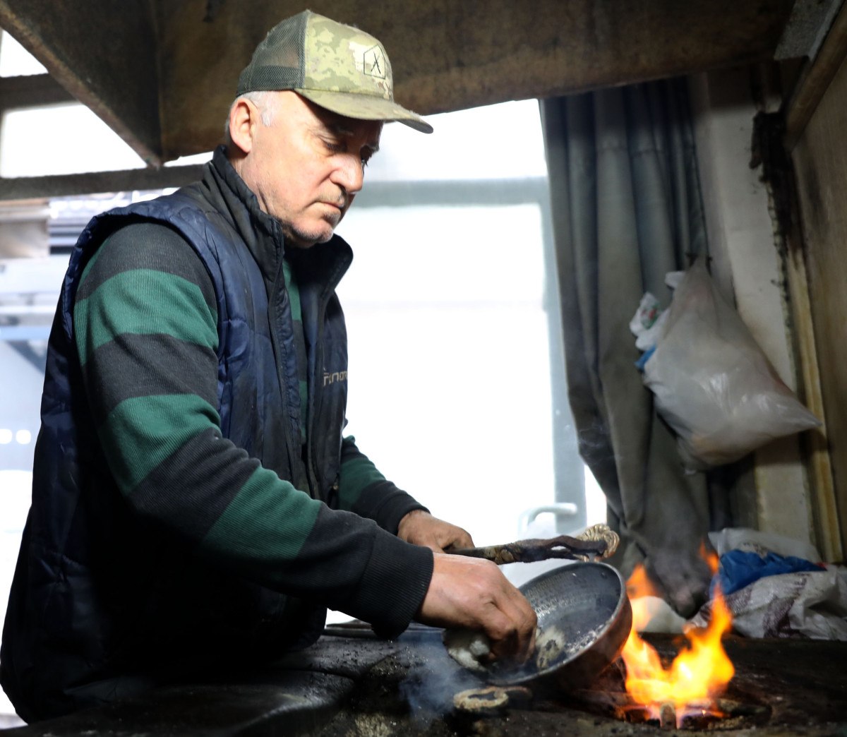 trabzonun son kalayci ustalari cirak bulamiyor 4 mlUhqKyq