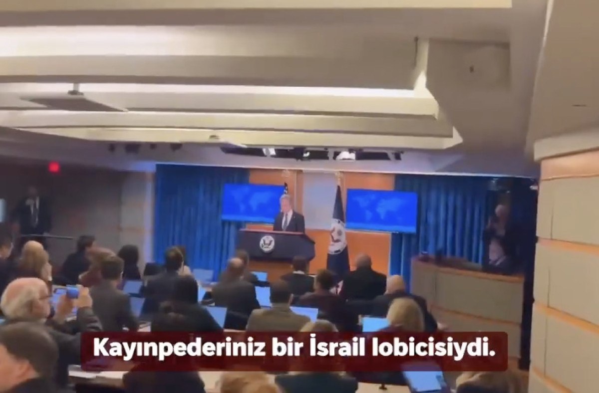 yahudi gazeteci max blumenthalden blinkene soykiriminin yasanmasina neden izin verdiniz 0 lfE5MCPB