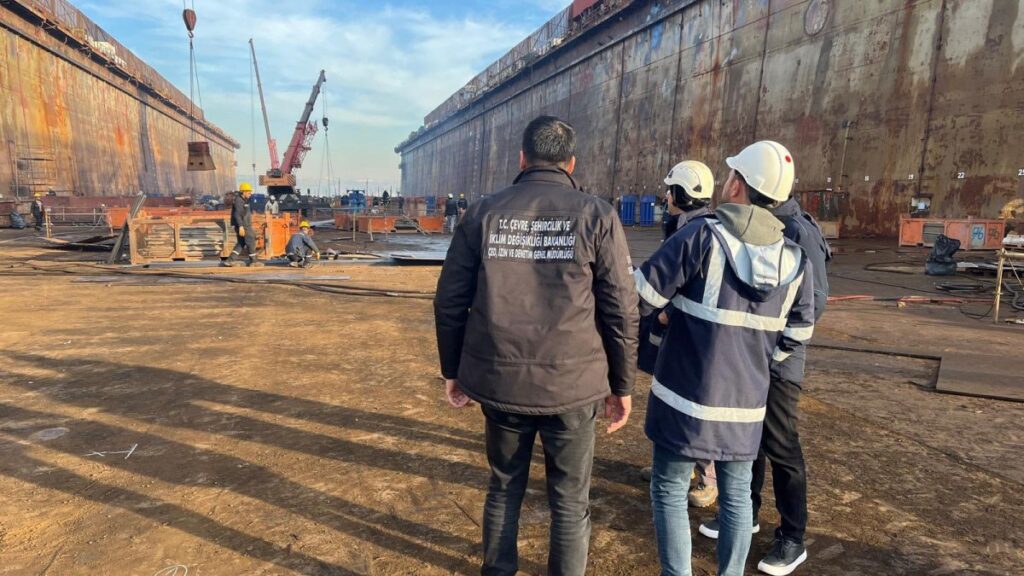 2024te cevreyi kirleten tesislere 2 milyar lirayi askin ceza CLtmDnkK