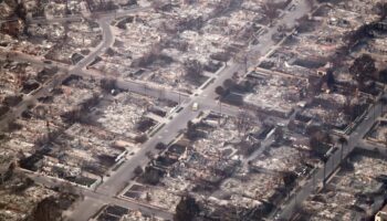 abd yanginlarinda yeni gelisme hane sahiplerinden los angeles sehir yonetimine dava fKevHjRQ