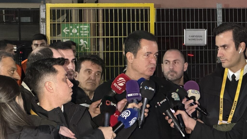 acun ilicalidan yabanci hakem cagrisi 6PcYRFUs