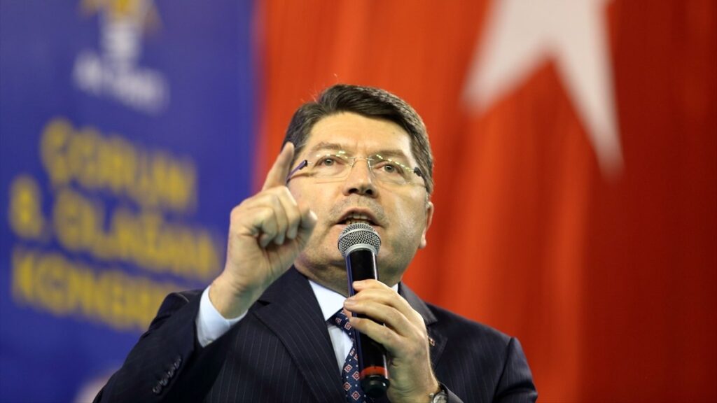 adalet bakani tunctan kartalkaya yanginiyla ilgili aciklama bRqnO1jI