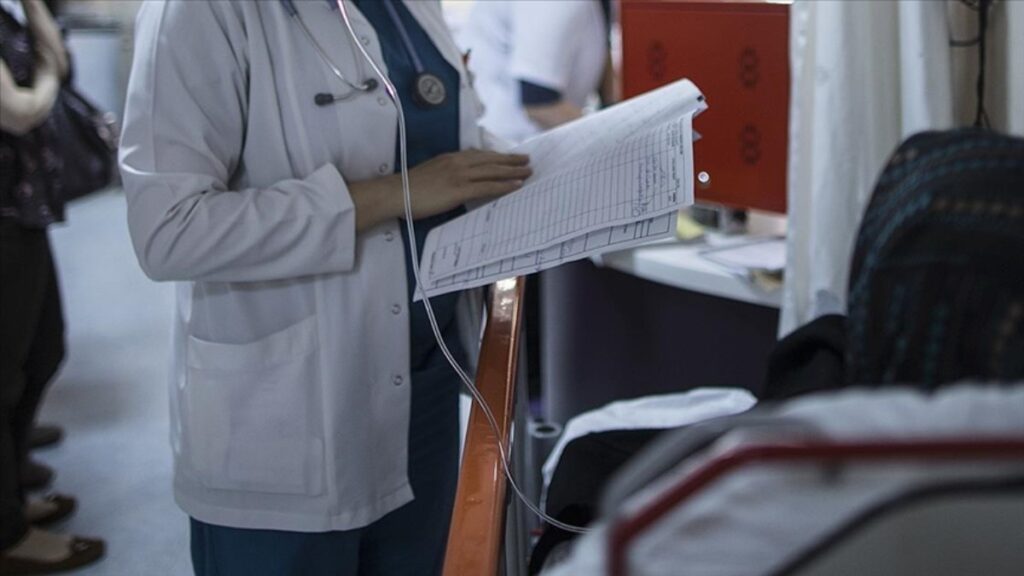 aile hekimlerinin hastanelere yonlendirmesinde yuzde 50 muayene katilim payi alinacak RPcMYV5G