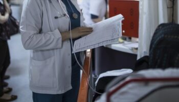 aile hekimlerinin hastanelere yonlendirmesinde yuzde 50 muayene katilim payi alinacak RPcMYV5G