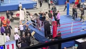 antalyada boks macinda hakeme yumruklu saldiri 5 gozalti sFOgnNgX