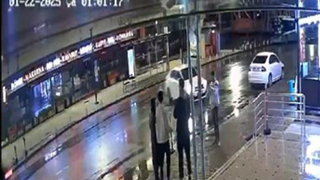 antalyada refleksiyle esini kurtardi mgX2Wgls